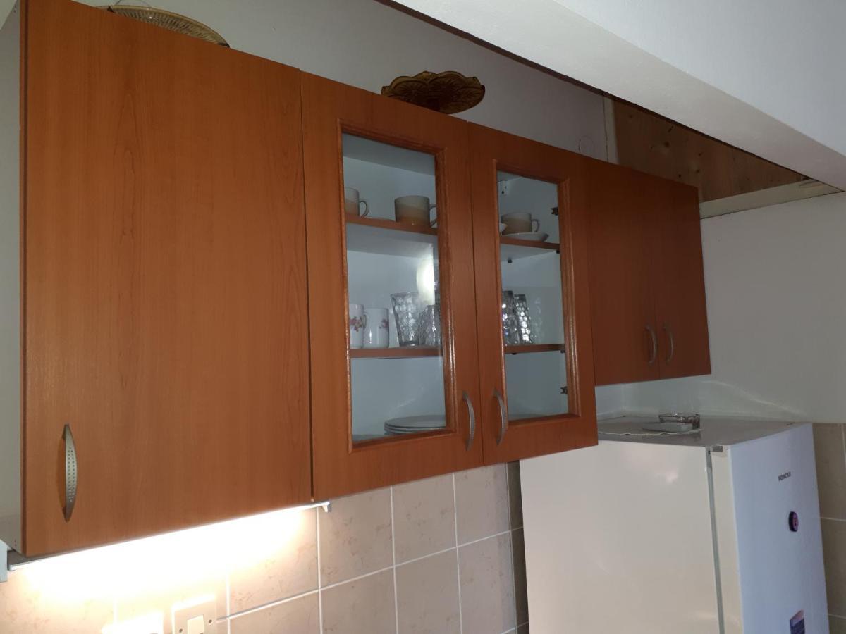Apartment Groundfloor Jelsa  Extérieur photo